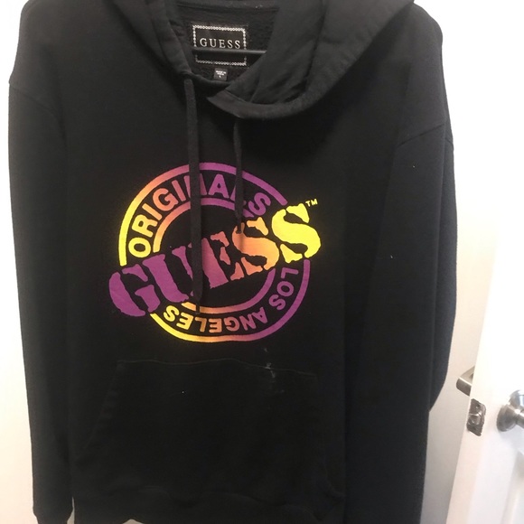 Guess - Picture 3 of 3